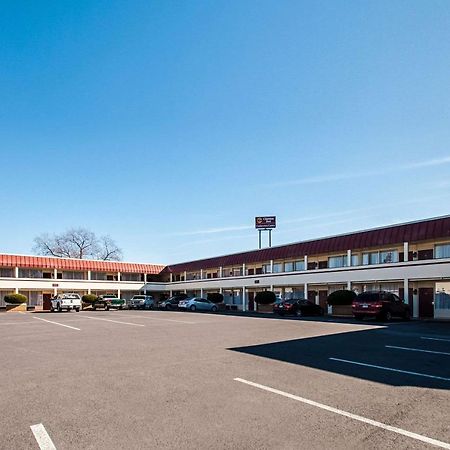 Clarion Inn & Conference Center Winchester Εξωτερικό φωτογραφία