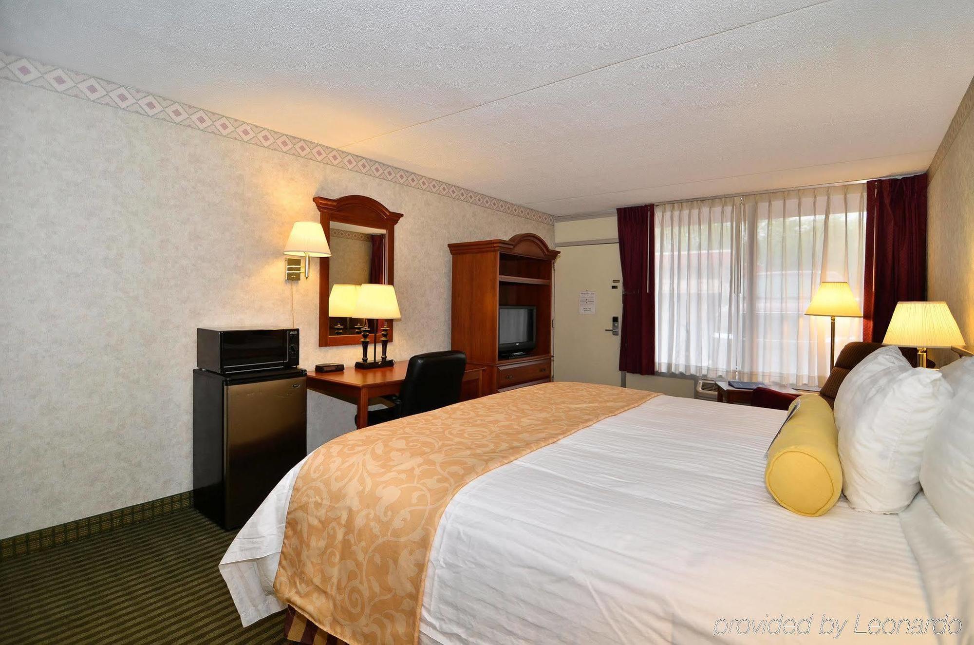 Clarion Inn & Conference Center Winchester Δωμάτιο φωτογραφία