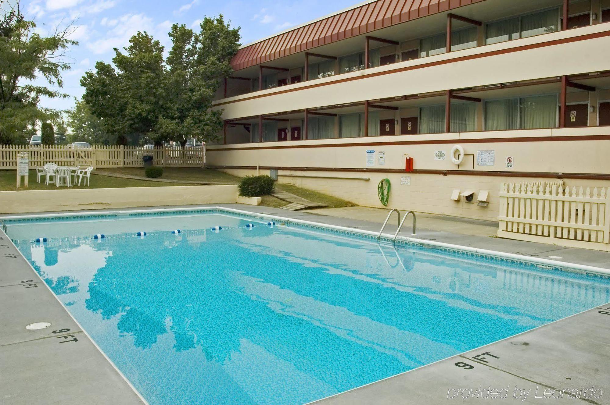 Clarion Inn & Conference Center Winchester Ανέσεις φωτογραφία