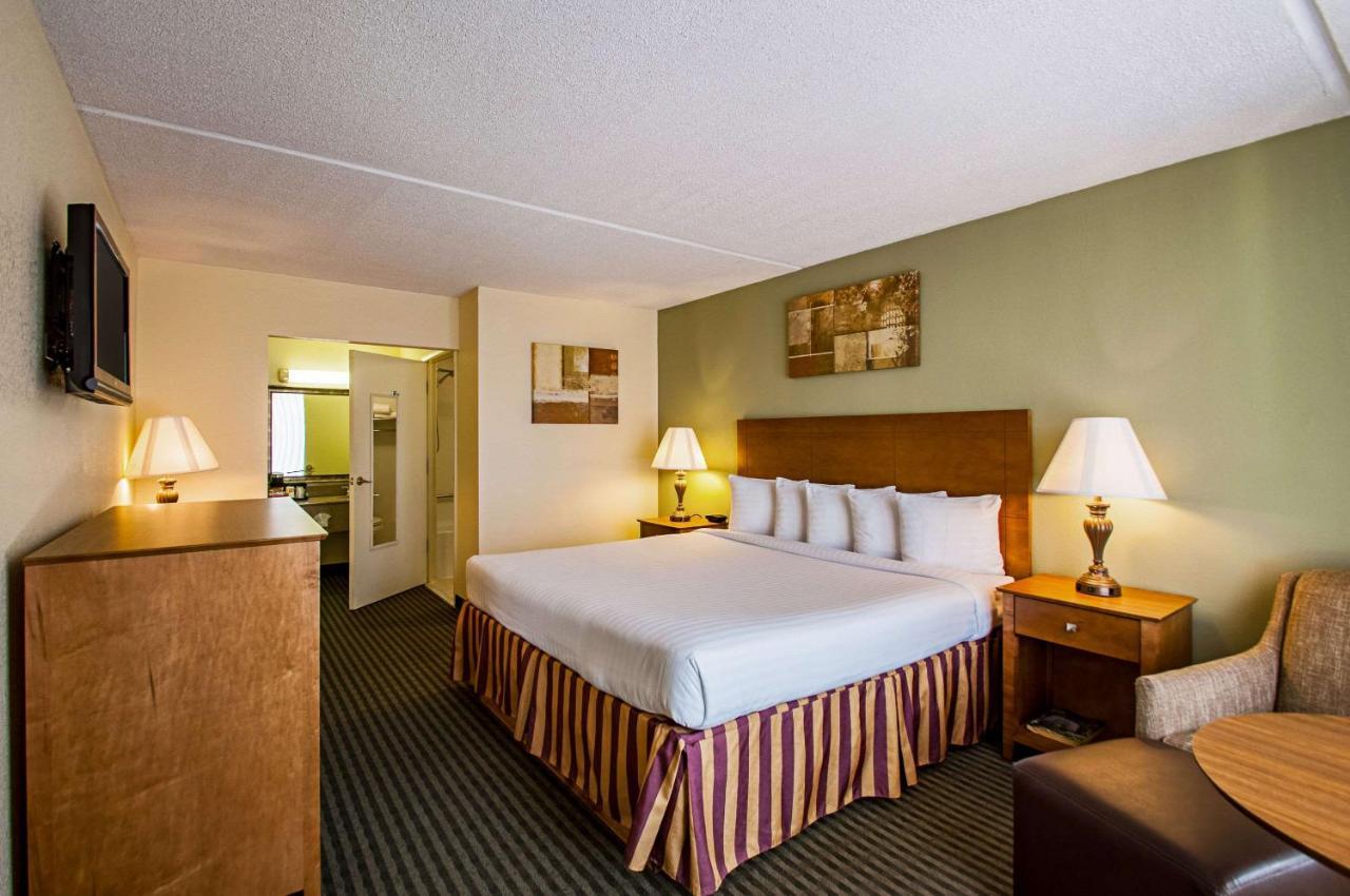 Clarion Inn & Conference Center Winchester Εξωτερικό φωτογραφία